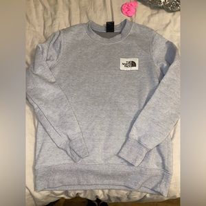 North face pull over